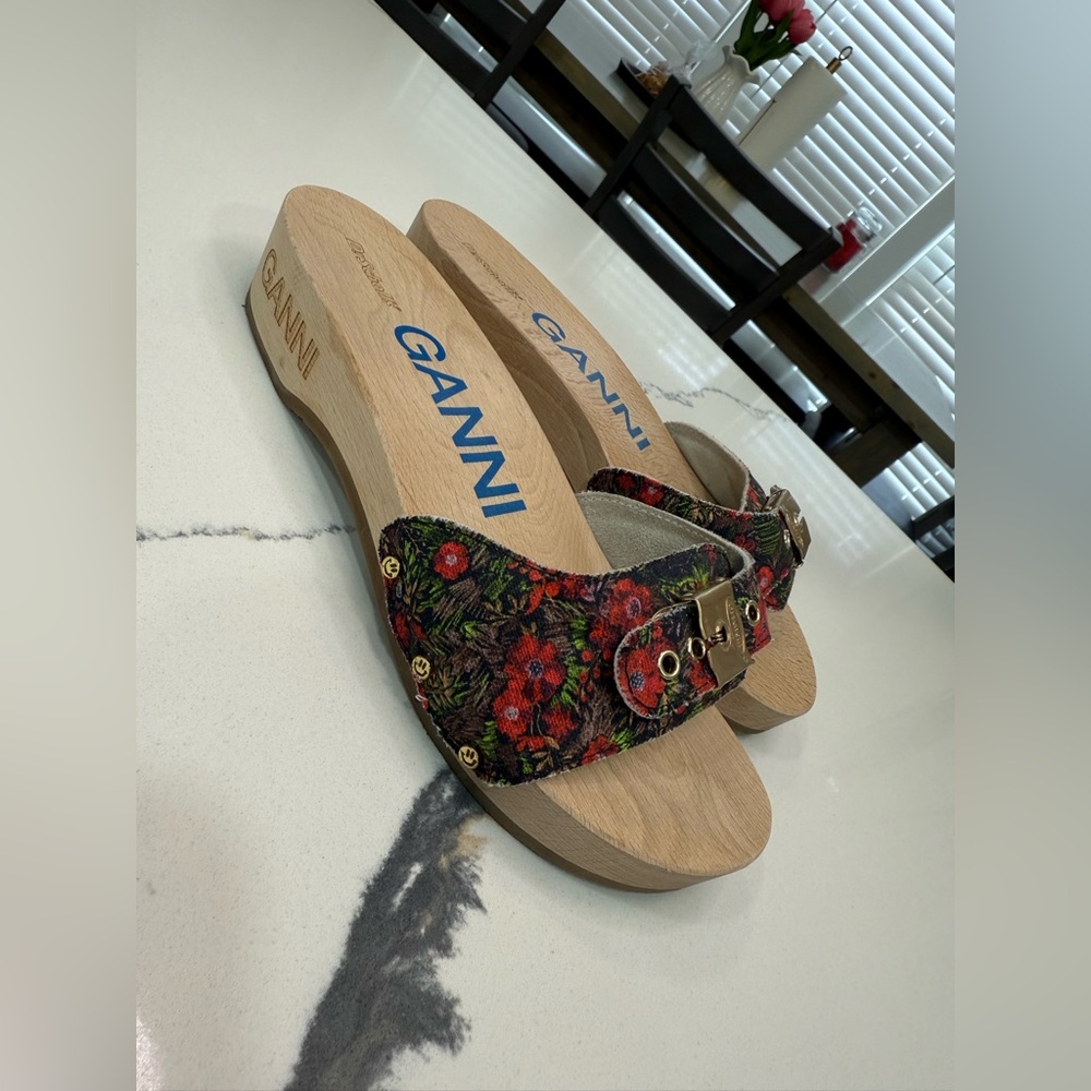 Ganni X Dr. Scholl’s Original Clog sandals Floral Beet Red US 6